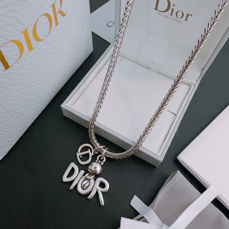 chr1st1an D10r necklaces